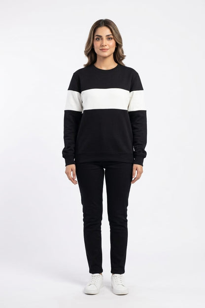 BLACK WHITE SWEATSHIRT FOR WINTER